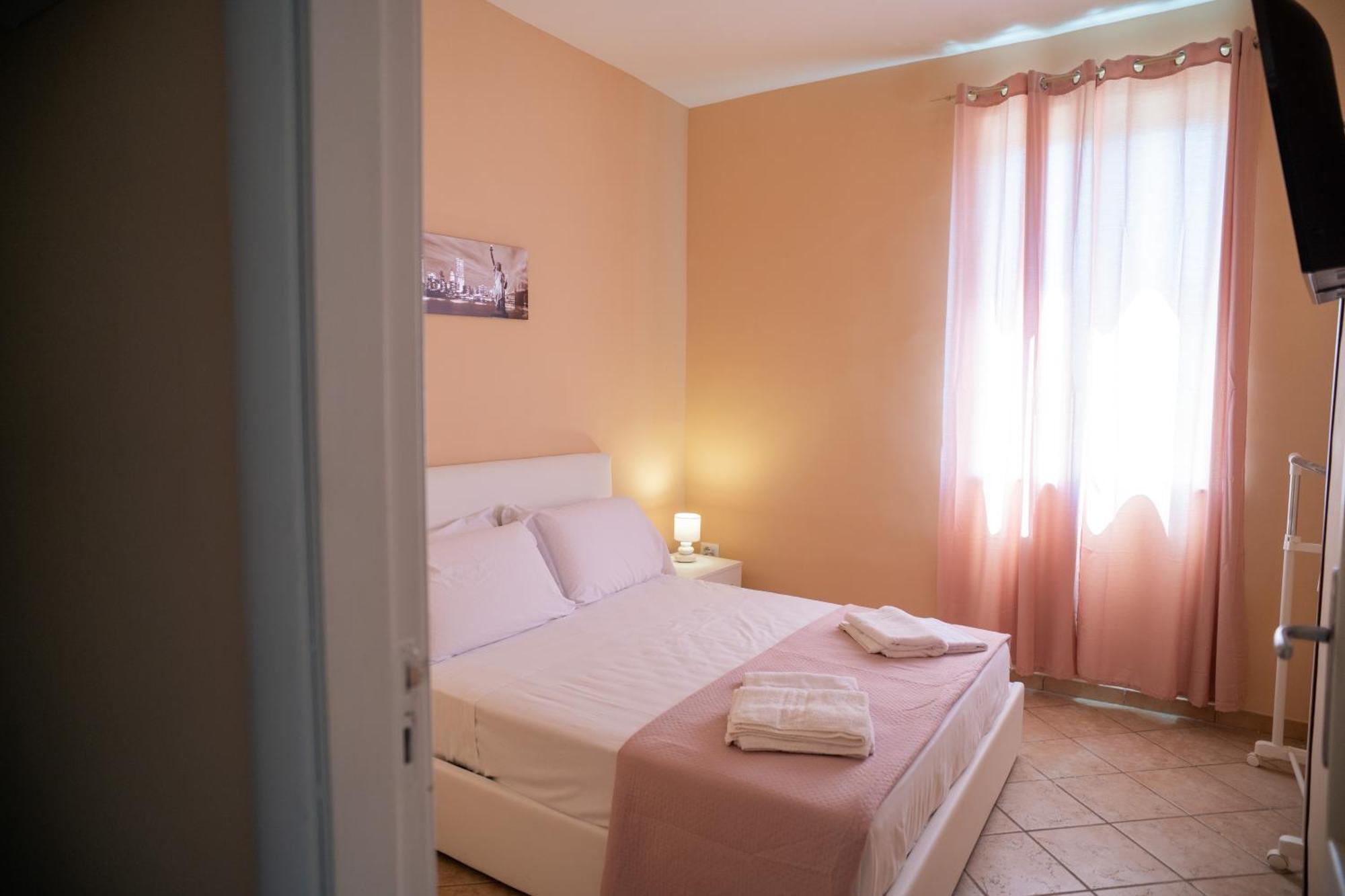 Capodichino Apartment 127-11 Naples Luaran gambar